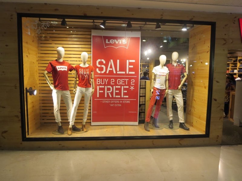 Retail Displays & Exhibits